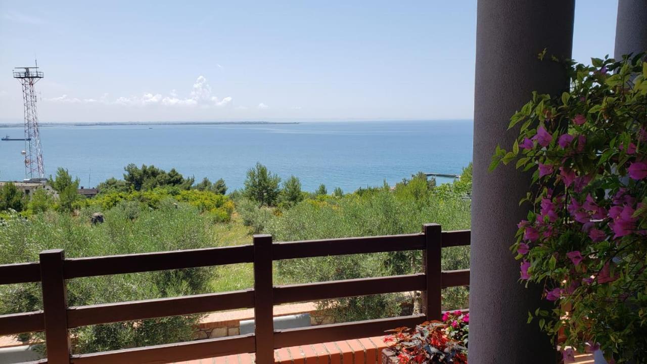 Hotel Brifs Shëngjin Eksteriør billede
