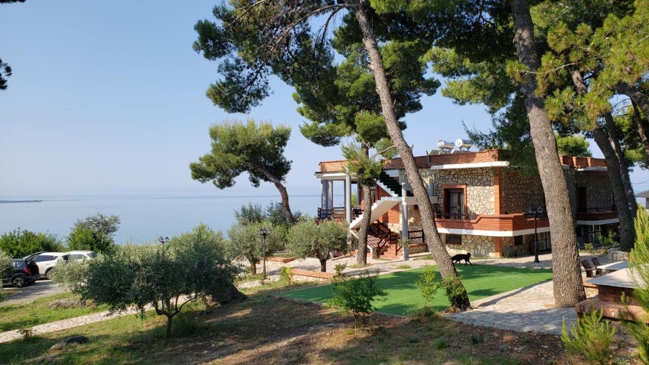Hotel Brifs Shëngjin Eksteriør billede
