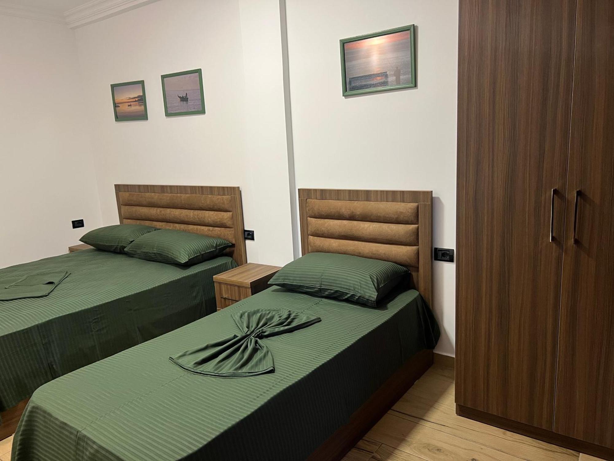 Hotel Brifs Shëngjin Eksteriør billede
