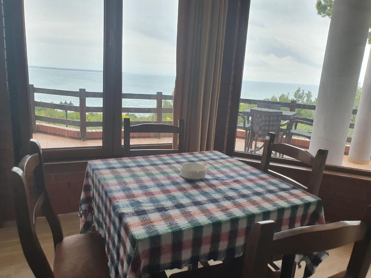 Hotel Brifs Shëngjin Eksteriør billede